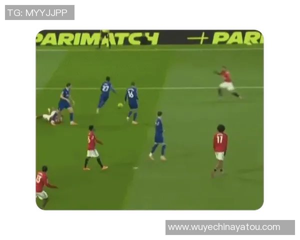 黑粉疯狂袭击足球明星引发舆论风波球迷反应不一引发社会关注